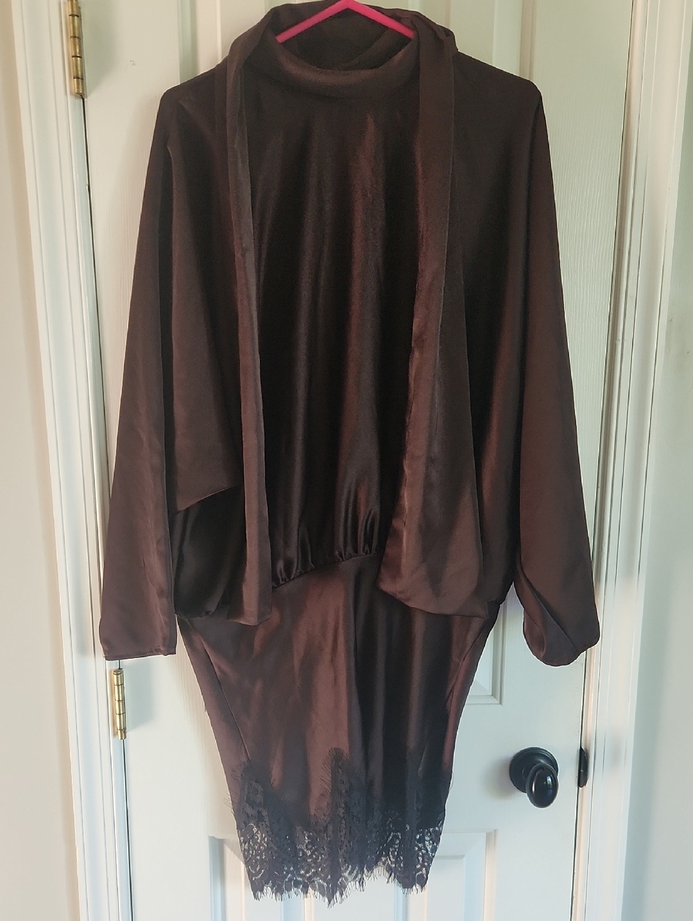 Elegant Brown Long Sleeve Dress with Lace Trim